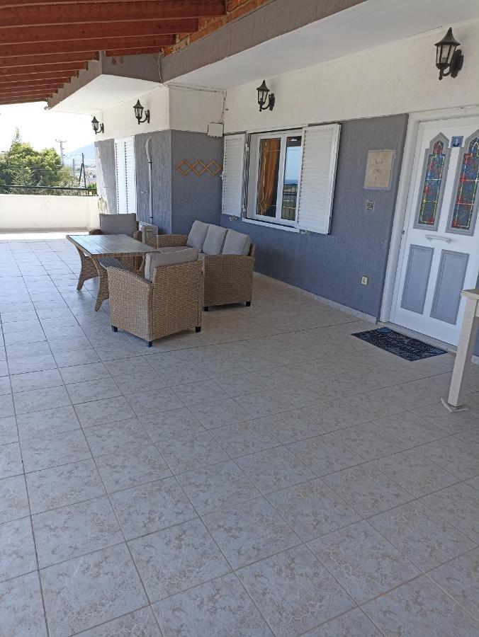 Seven Seas Apartments Artemida  Exterior photo