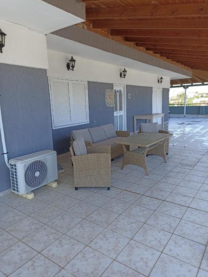Seven Seas Apartments Artemida  Exterior photo